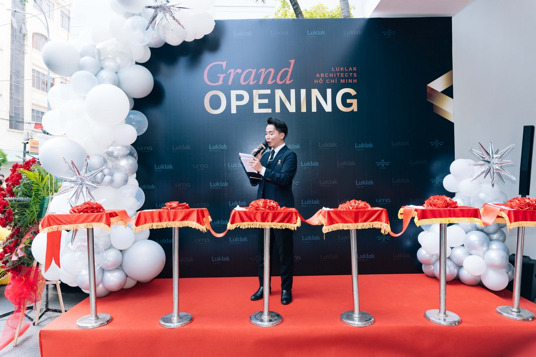 Hoàng Quân Event Solutions triển khai setup trọn gói lễ khai trương Luklak Architects Sài Gòn từ thiết bị đến MC, nhân sự vận hành