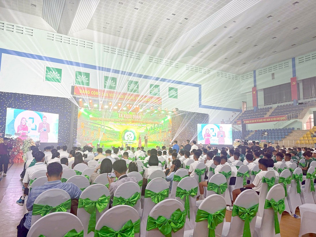 Tầm nhìn sân khấu từ khu vực khách mời