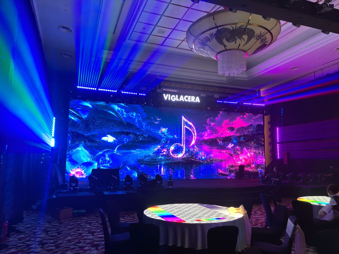 Hiệu ứng ánh sáng sân khấu Gala Dinner VIGSA 2026