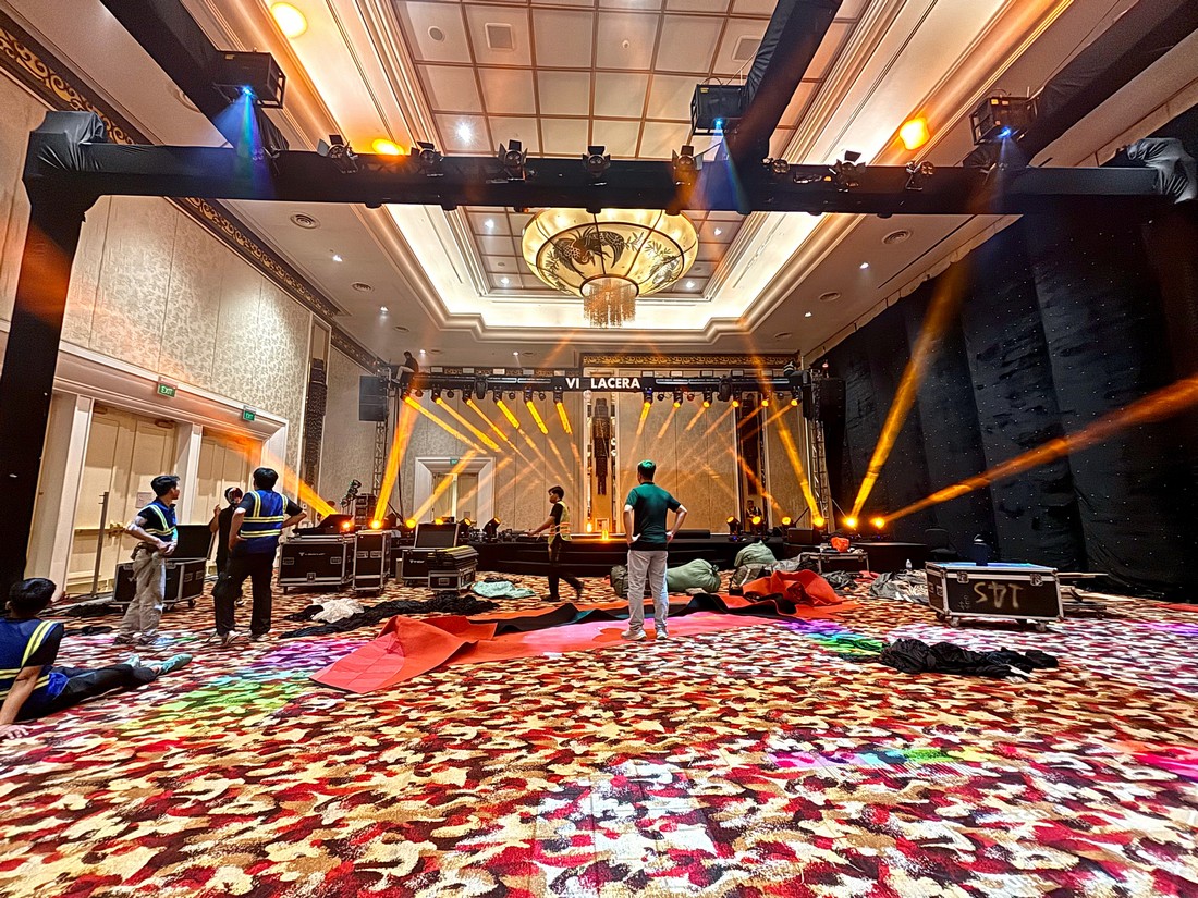 Lắp đặt hệ thống ánh sáng sân khấu VIGSA 2026 tại Grand Hồ Tràm